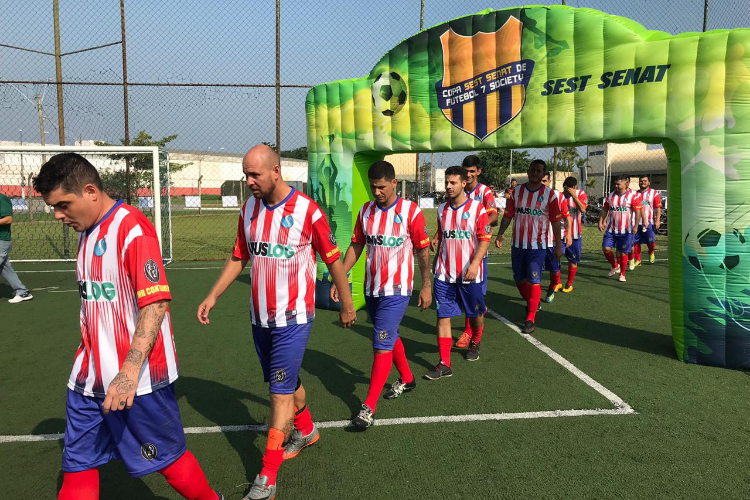 Arquivo de campo de futebol - HORA DA FESTA