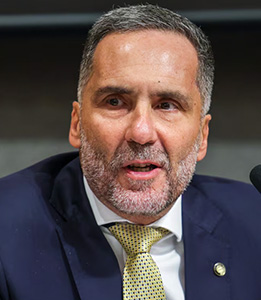 Imagem de Mario Luiz Sarrubo